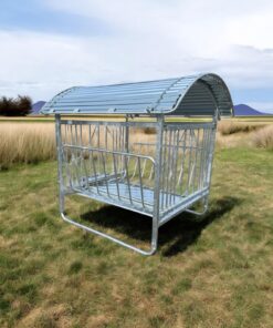 Alternative view of Viereckraufe 1,7x1,6m , Futterraufe mit Dach für Schafe Ziegen