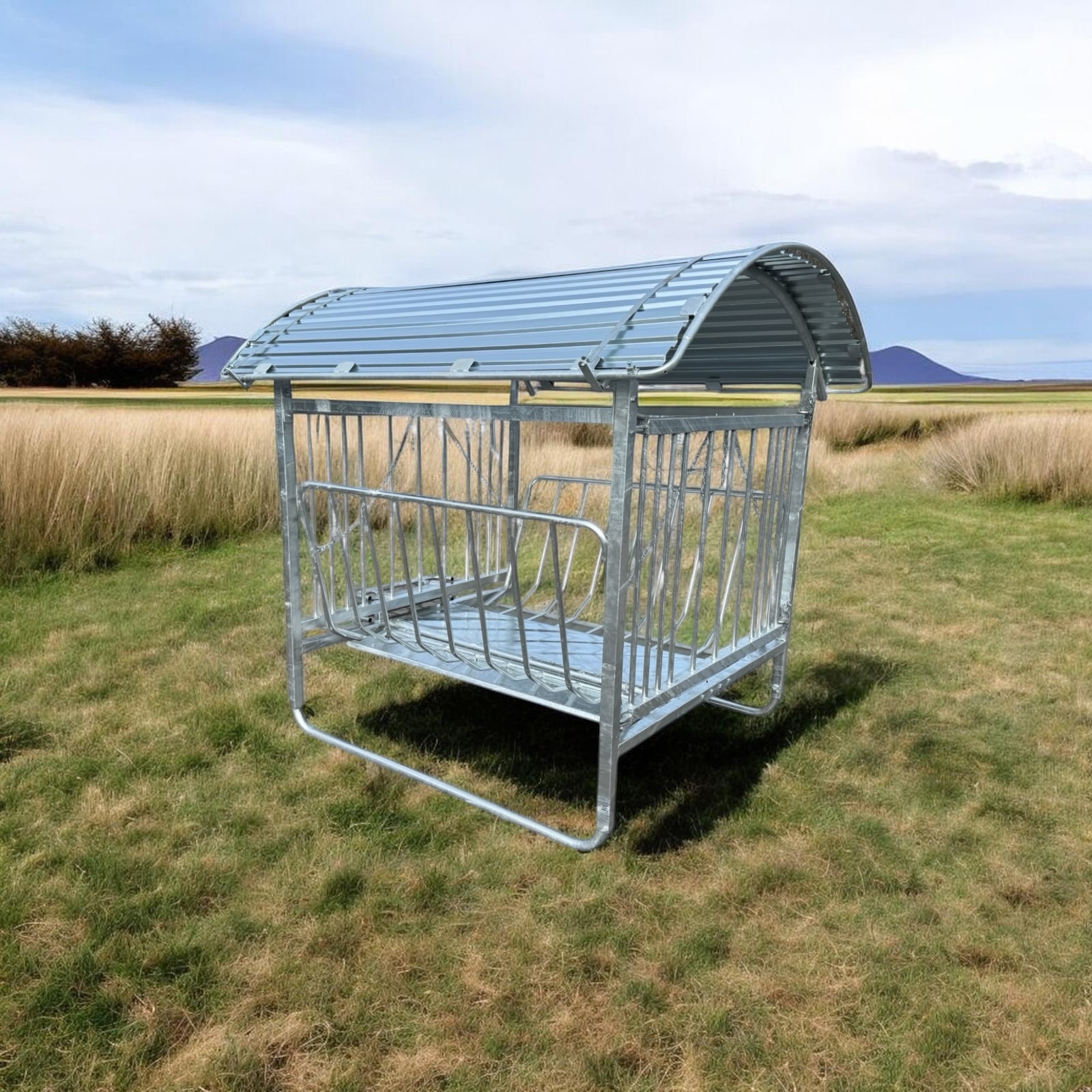 Viereckraufe 1,7x1,6m , Futterraufe mit Dach für Schafe Ziegen